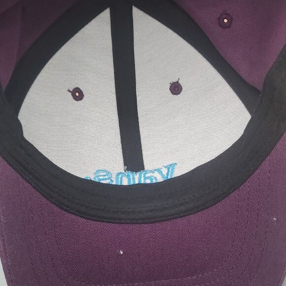 VANS | OSFM UNISEX | SNAPBACK ADJUSTABLE HAT in EGGPLANT PURPLE - Picture 10 of 10